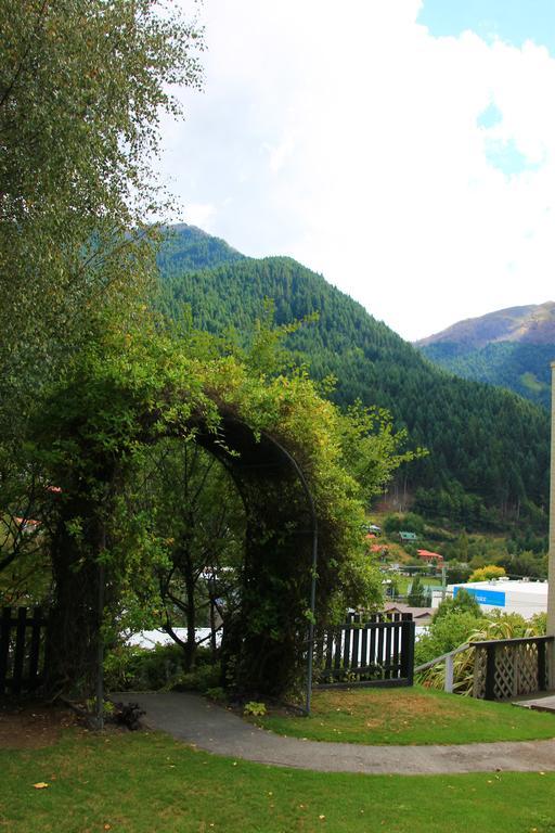 Abba Court Motel Queenstown Ngoại thất bức ảnh