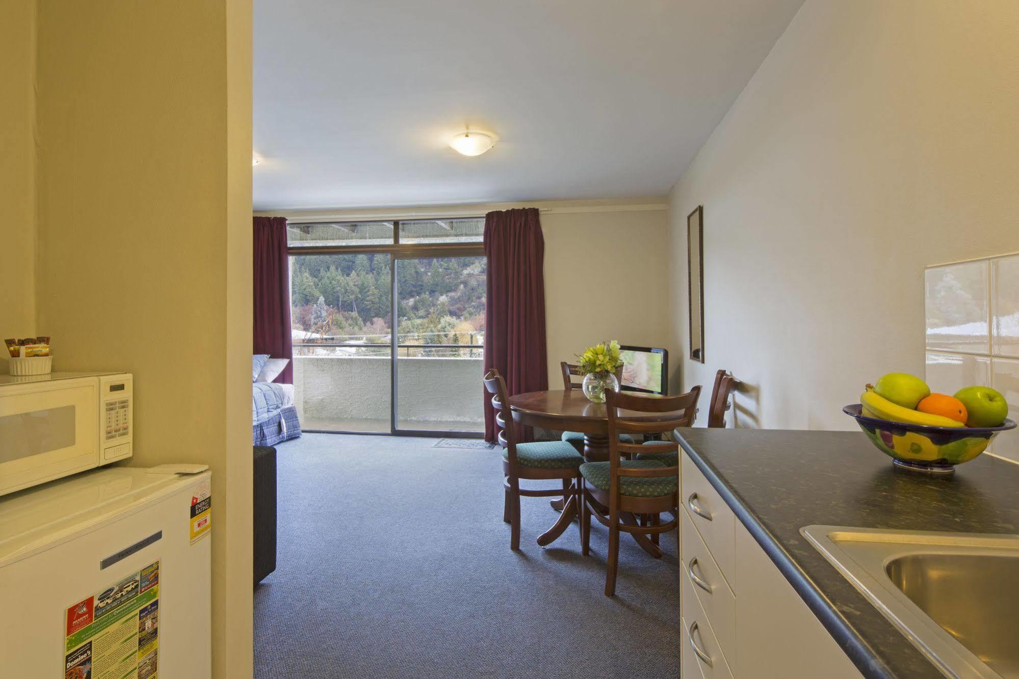 Abba Court Motel Queenstown Ngoại thất bức ảnh
