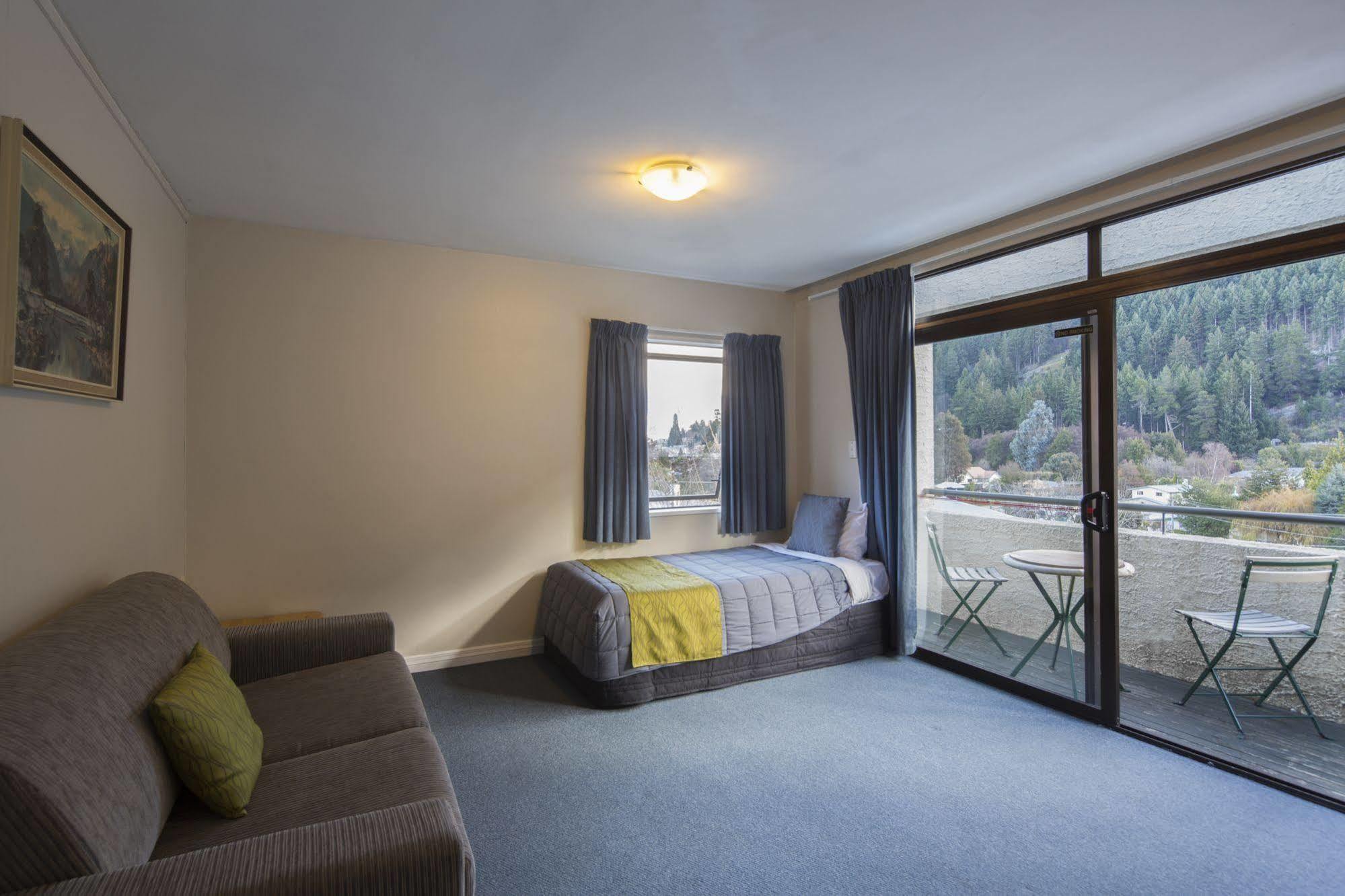 Abba Court Motel Queenstown Ngoại thất bức ảnh